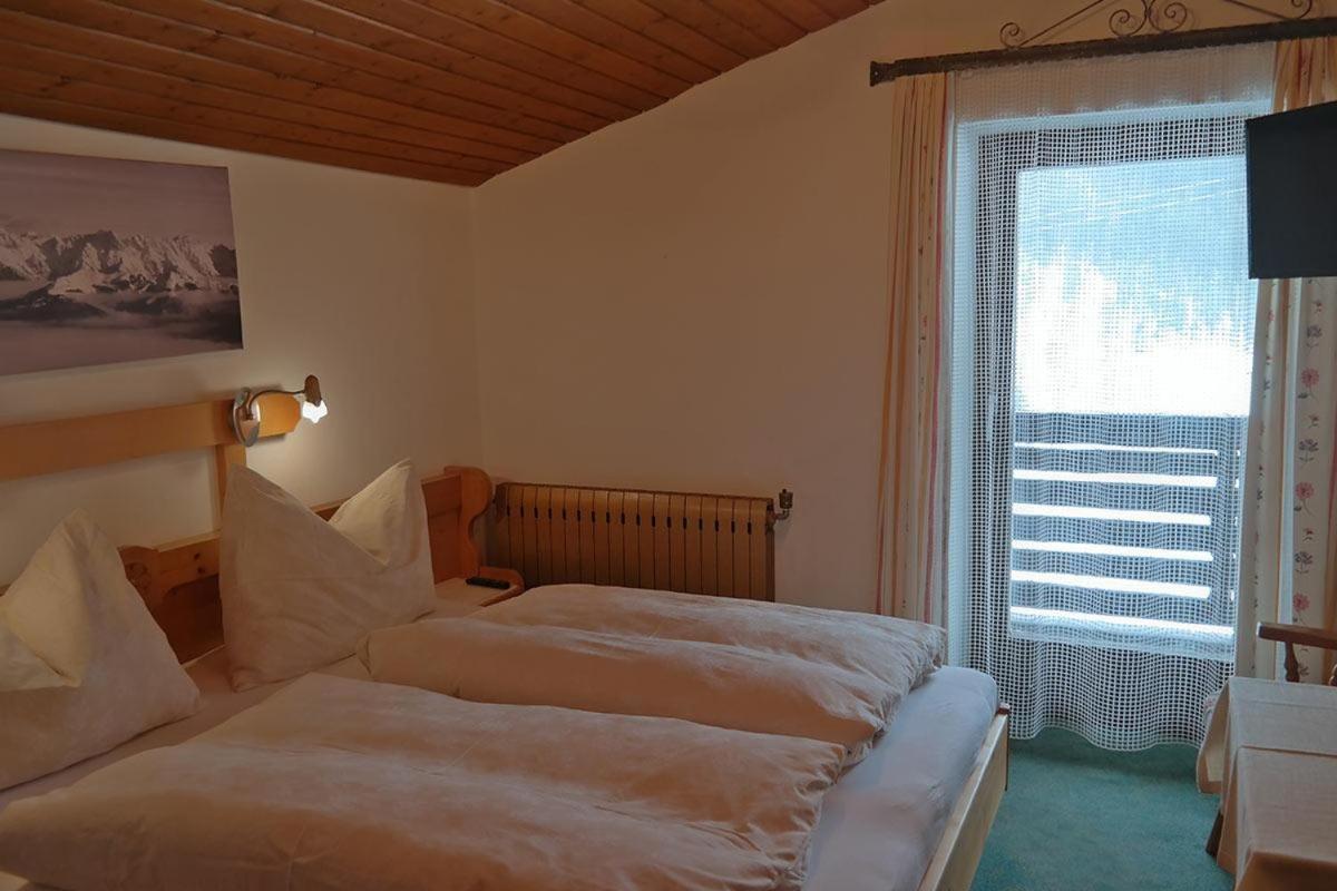 Mittereggalm Hotel มึลบาค อัม โฮคเคอนิก ภายนอก รูปภาพ